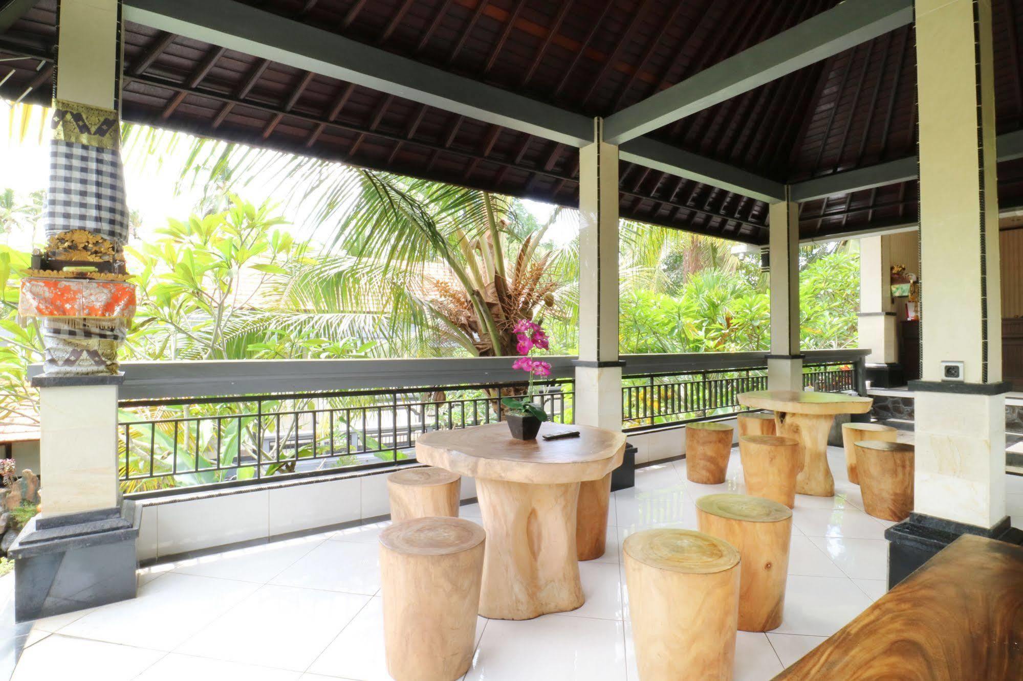 Oyo 91925 Ijo Eco Lodge Hotel Mengwi ภายนอก รูปภาพ