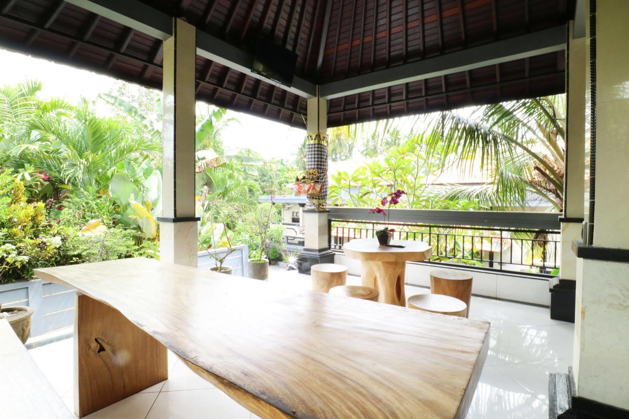 Oyo 91925 Ijo Eco Lodge Hotel Mengwi ภายนอก รูปภาพ